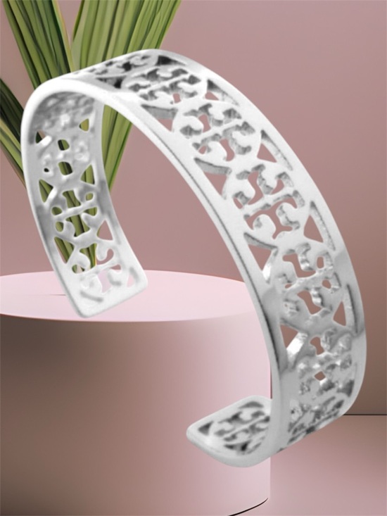 Tory Burch Jewelry - POSH SHOW ITEM